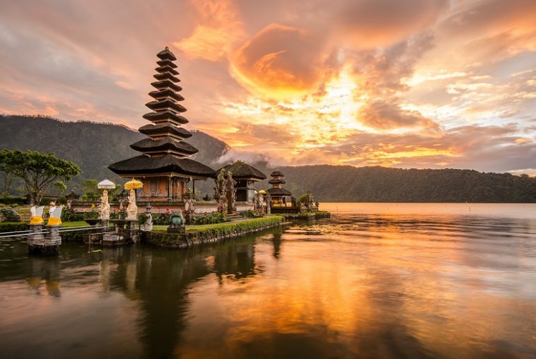 Pagoda en Indonesia, un destino a medida tipo slow de Bhárad